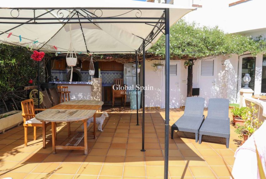 Resale - VILLA -
JÁVEA - Costa Blanca