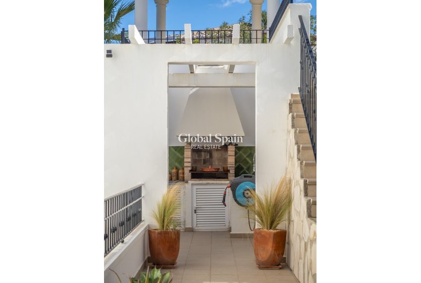 Resale - VILLA -
JÁVEA - Costa Blanca
