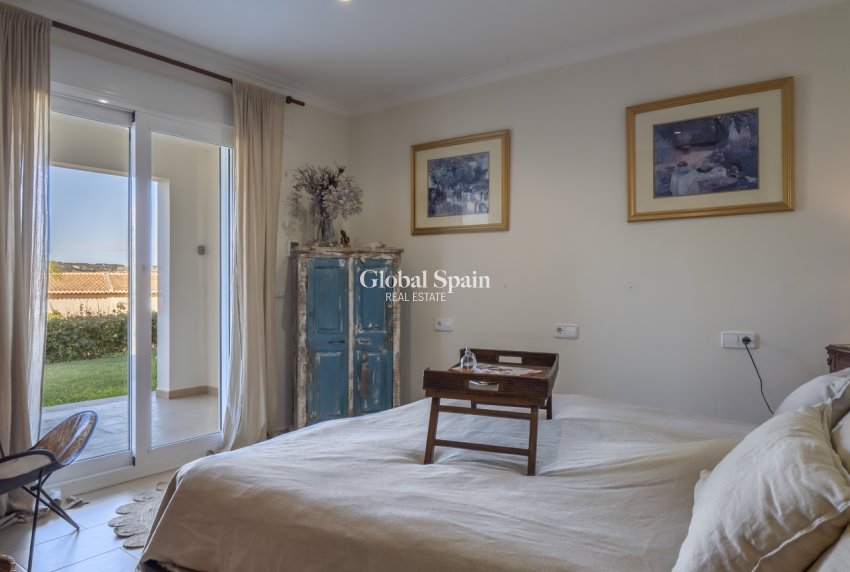 Resale - VILLA -
JÁVEA - Costa Blanca