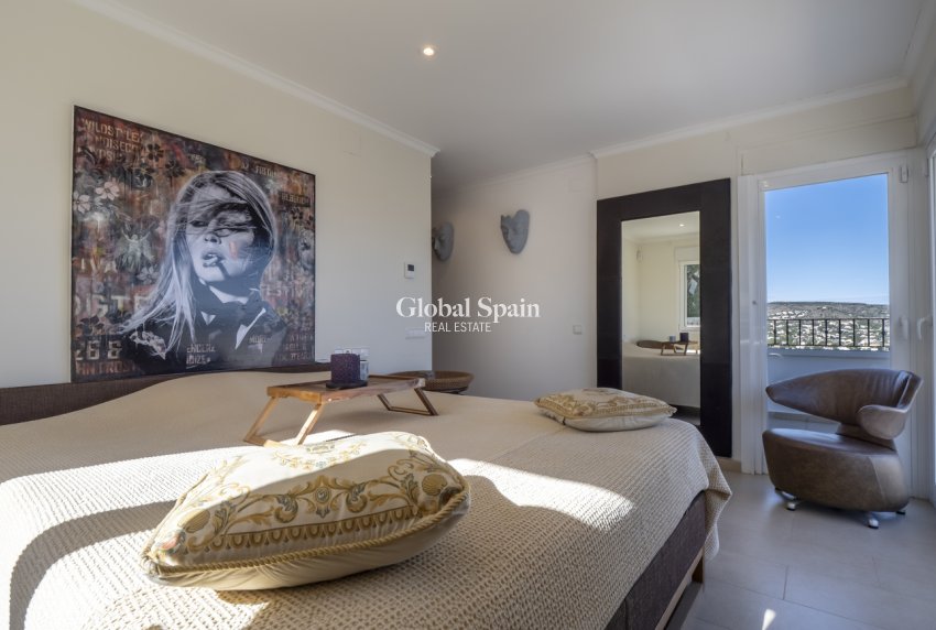 Resale - VILLA -
JÁVEA - Costa Blanca