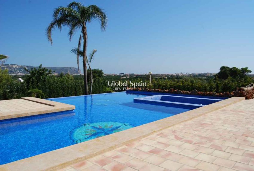 Resale - VILLA -
JÁVEA - Costa Blanca