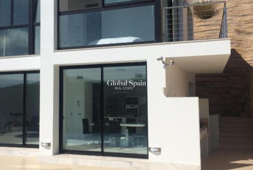 Resale - VILLA -
JÁVEA - Costa Blanca