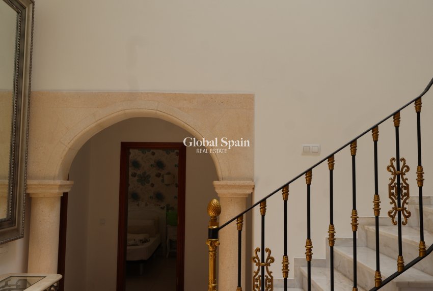 Resale - VILLA -
JÁVEA - Costa Blanca