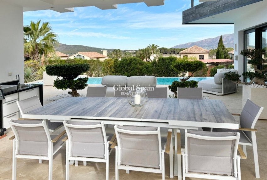 Resale - VILLA -
JÁVEA - Costa Blanca
