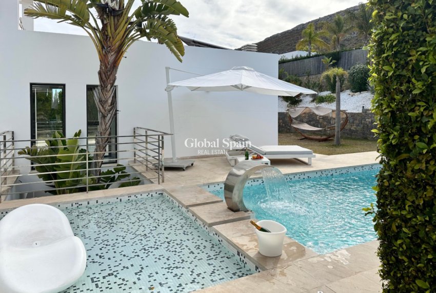 Resale - VILLA -
JÁVEA - Costa Blanca