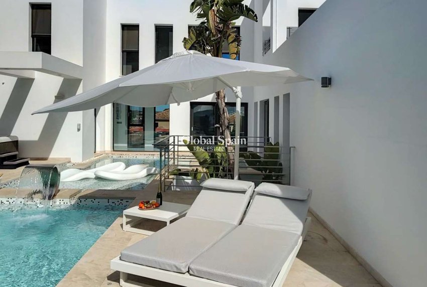 Resale - VILLA -
JÁVEA - Costa Blanca