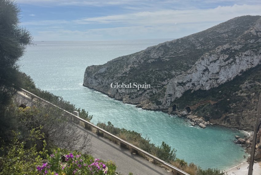 Resale - VILLA -
JÁVEA - Costa Blanca