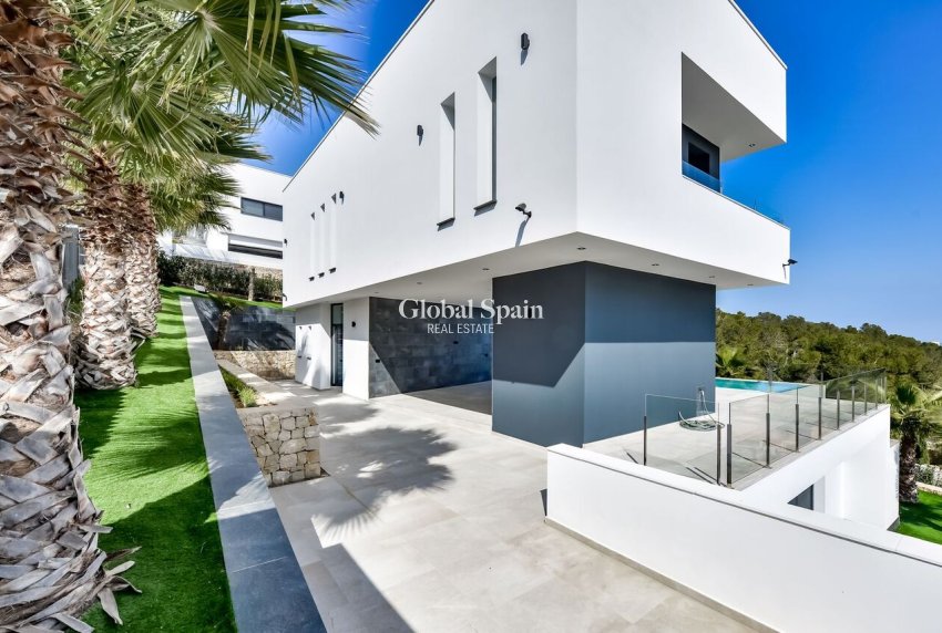 Resale - VILLA -
JÁVEA - Costa Blanca