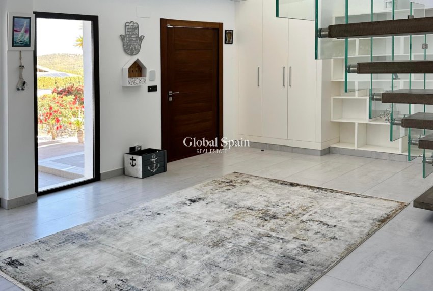 Resale - VILLA -
JÁVEA - Costa Blanca