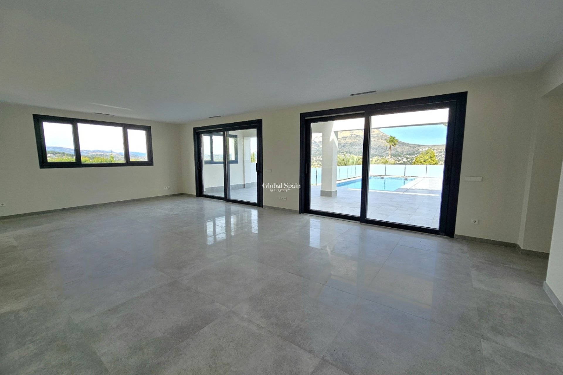Resale - VILLA -
JÁVEA - Costa Blanca