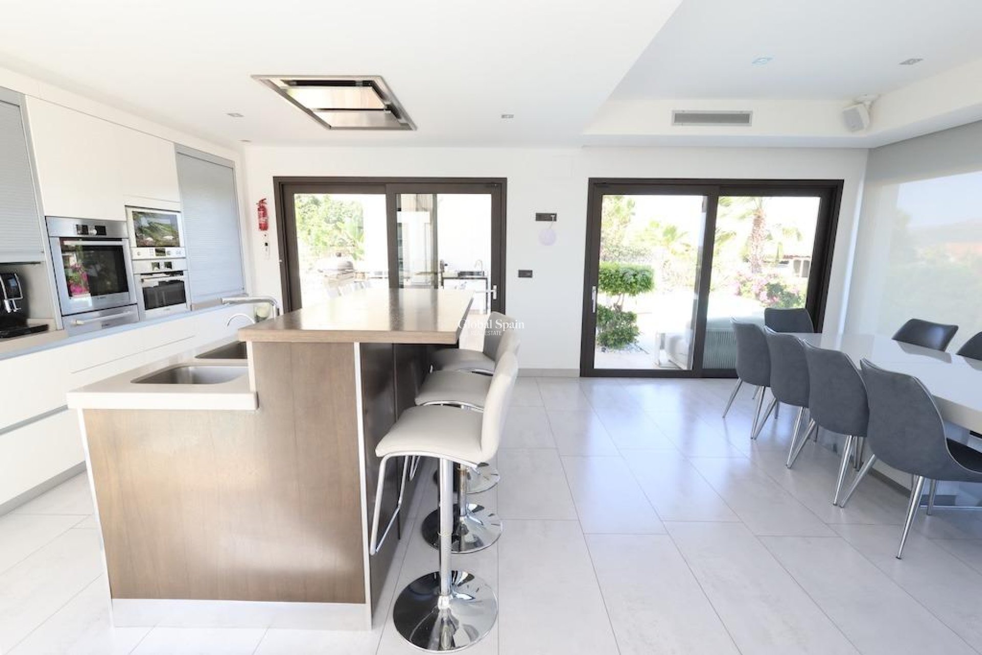 Resale - VILLA -
JÁVEA - Costa Blanca