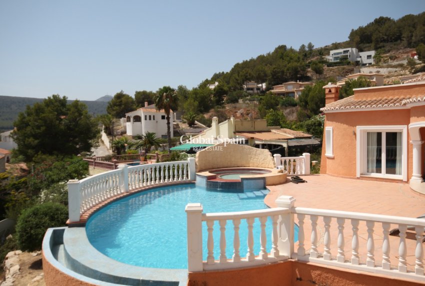 Resale - VILLA -
JÁVEA - Costa Blanca
