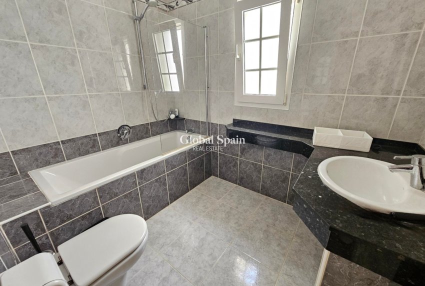 Resale - VILLA -
JÁVEA - Costa Blanca