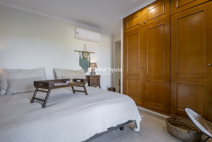 Resale - VILLA -
JÁVEA - Costa Blanca