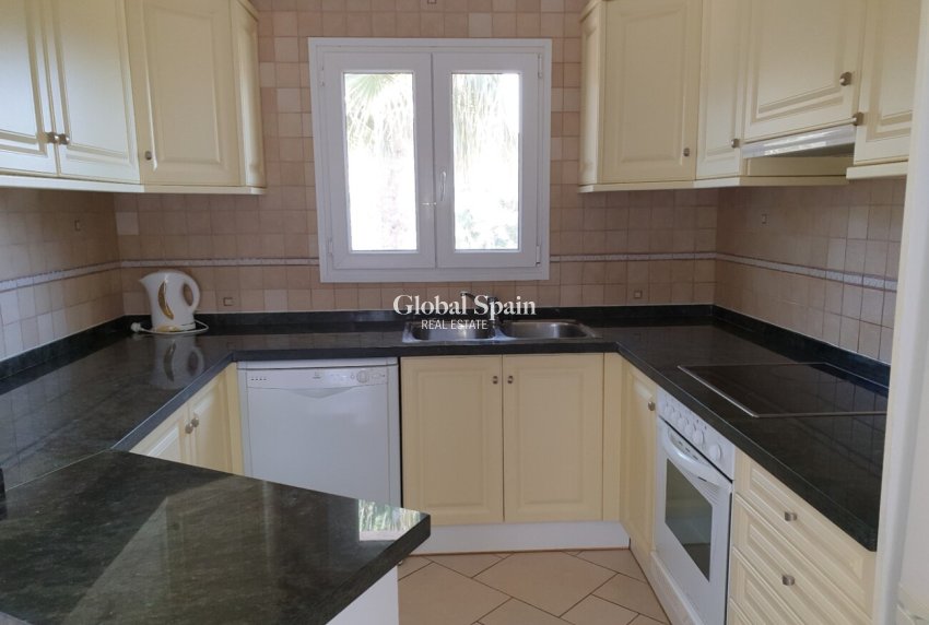 Resale - VILLA -
JÁVEA - Costa Blanca