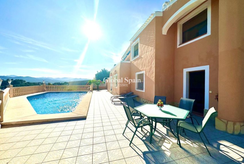 Resale - VILLA -
JÁVEA - Costa Blanca