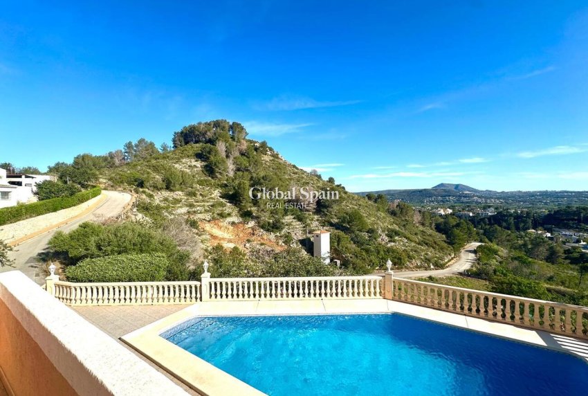 Resale - VILLA -
JÁVEA - Costa Blanca