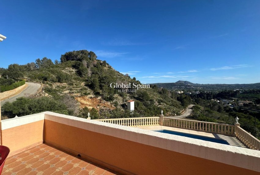 Resale - VILLA -
JÁVEA - Costa Blanca