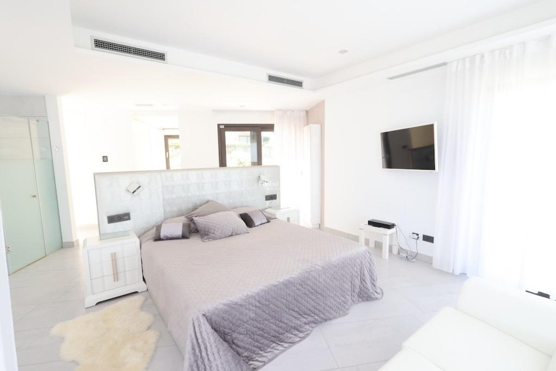 Resale - Villa -
JÁVEA - Monte Olimpo