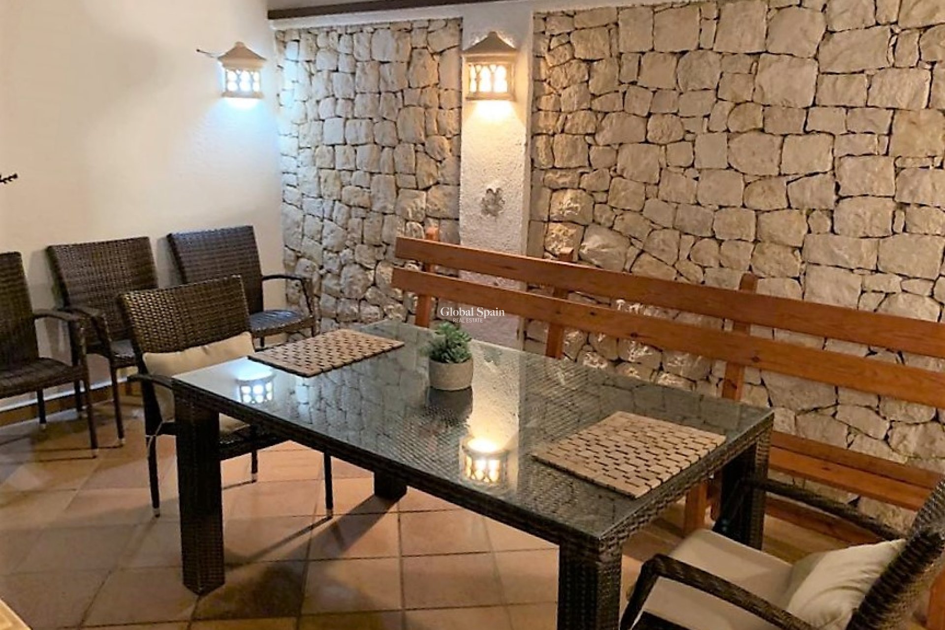 Resale - Villa -
JÁVEA