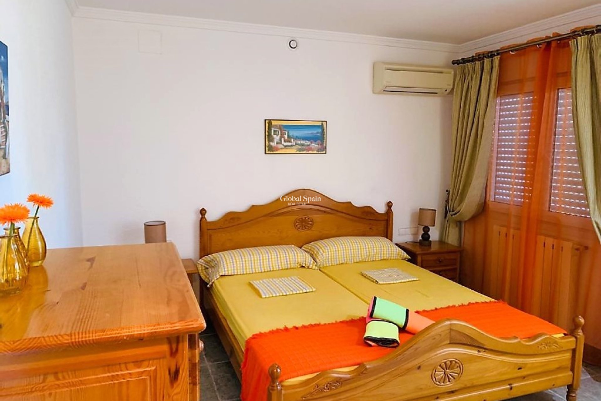 Resale - Villa -
JÁVEA