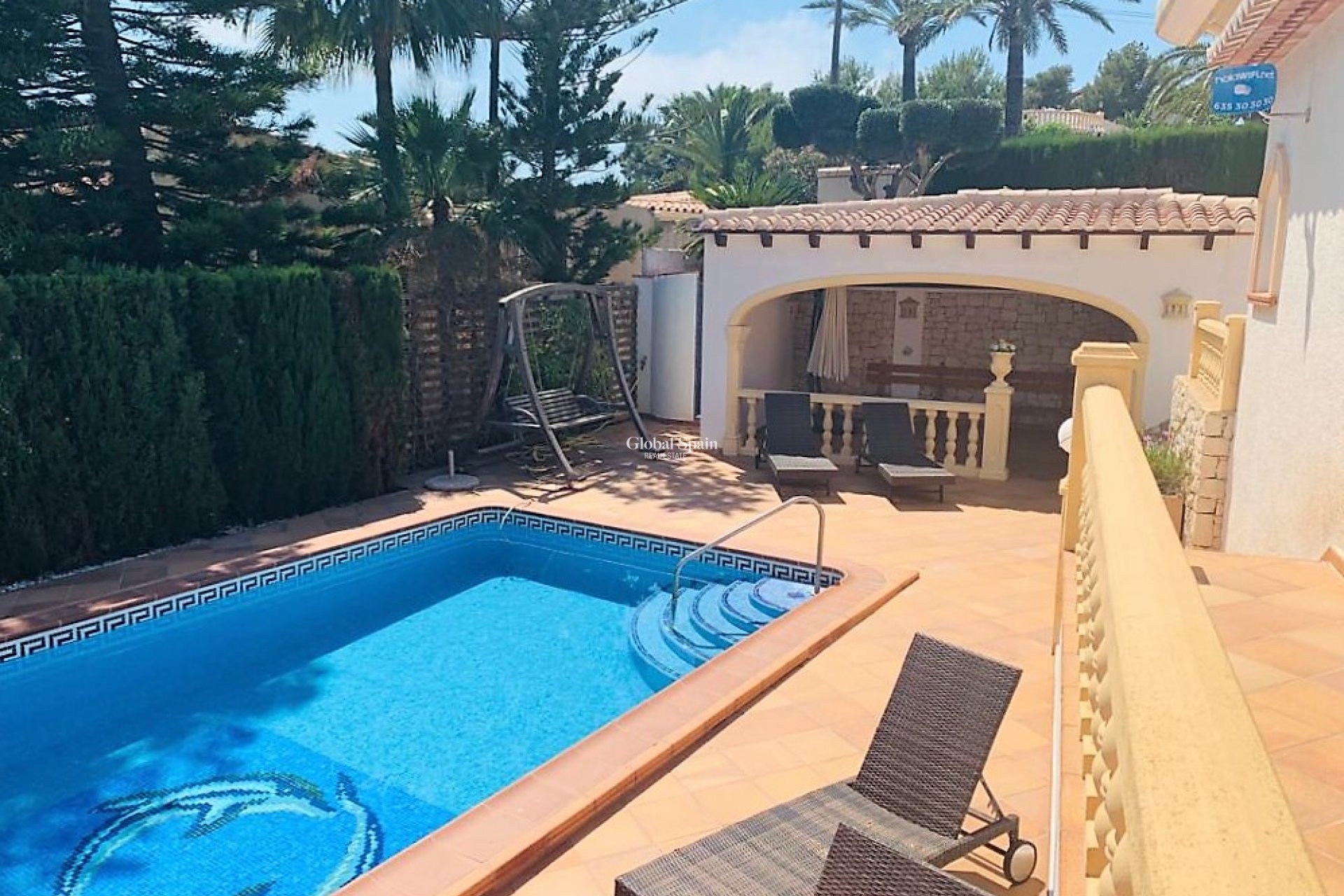 Resale - Villa -
JÁVEA