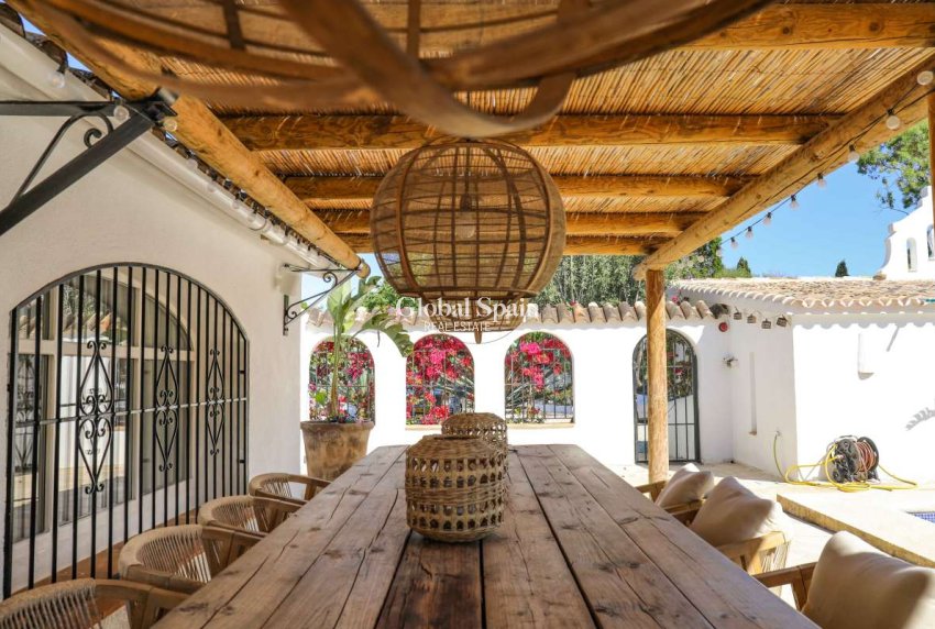 Resale - VILLA -
JESÚS POBRE - Inland