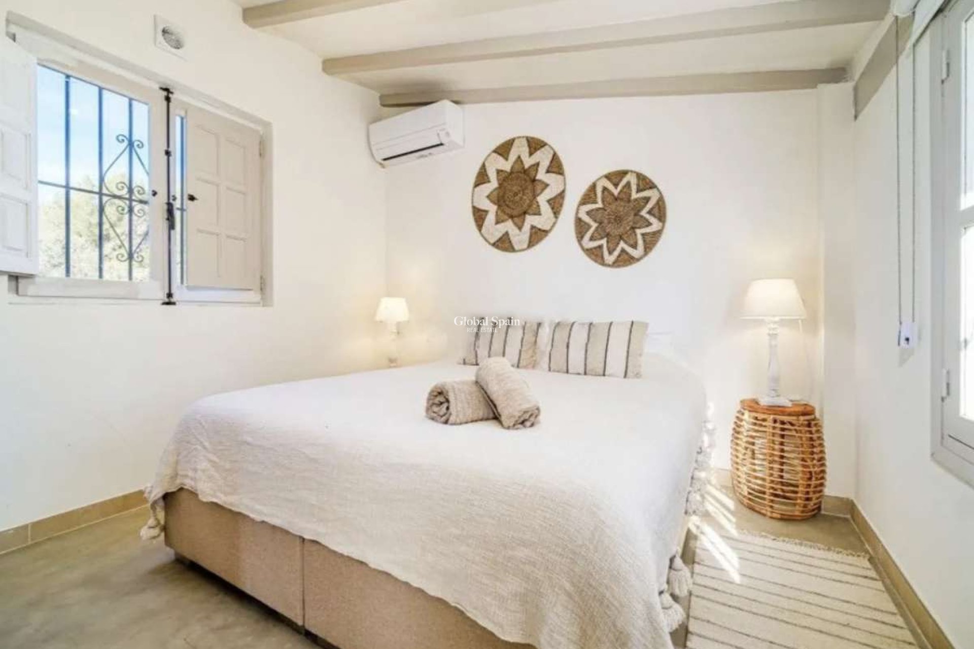 Resale - VILLA -
JESÚS POBRE - Inland