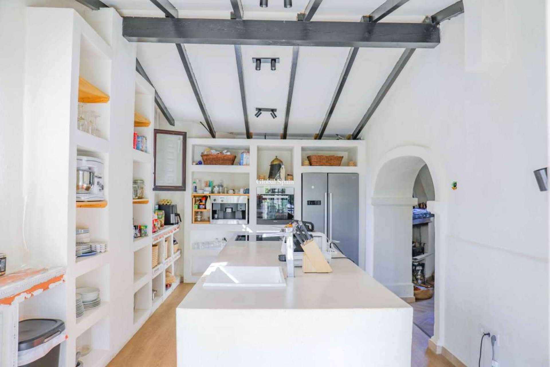 Resale - VILLA -
JESÚS POBRE - Inland