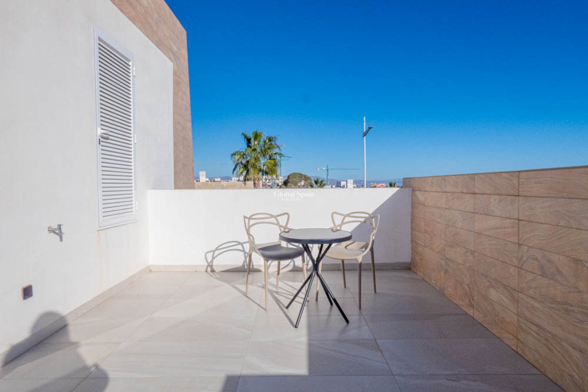 Resale - VILLA -
LA FINCA GOLF - Algorfa