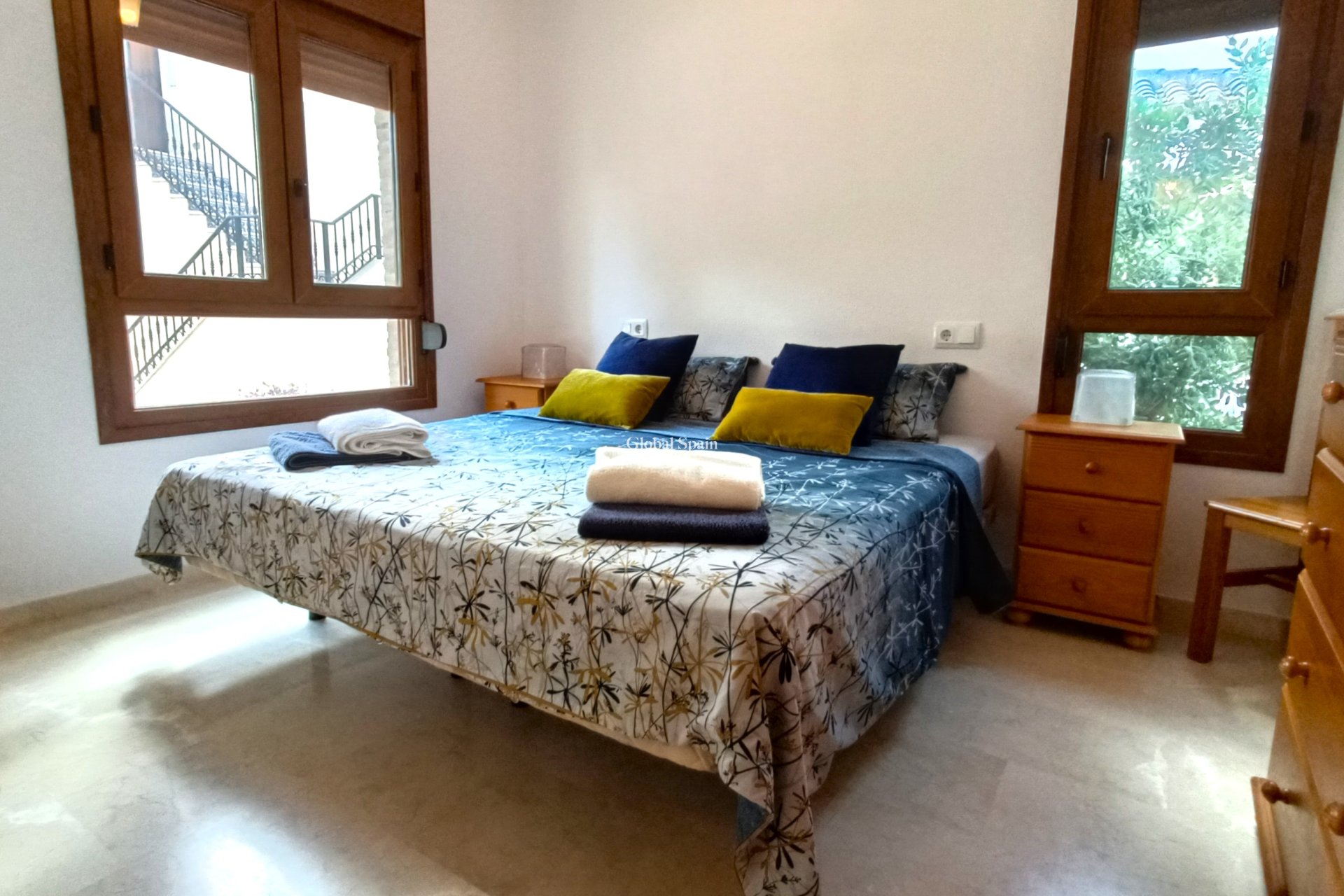 Resale - VILLA -
LA FINCA GOLF - Algorfa