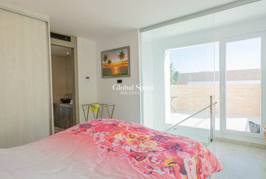 Resale - Villa -
La Finca Golf and Spa Resort - Algorfa