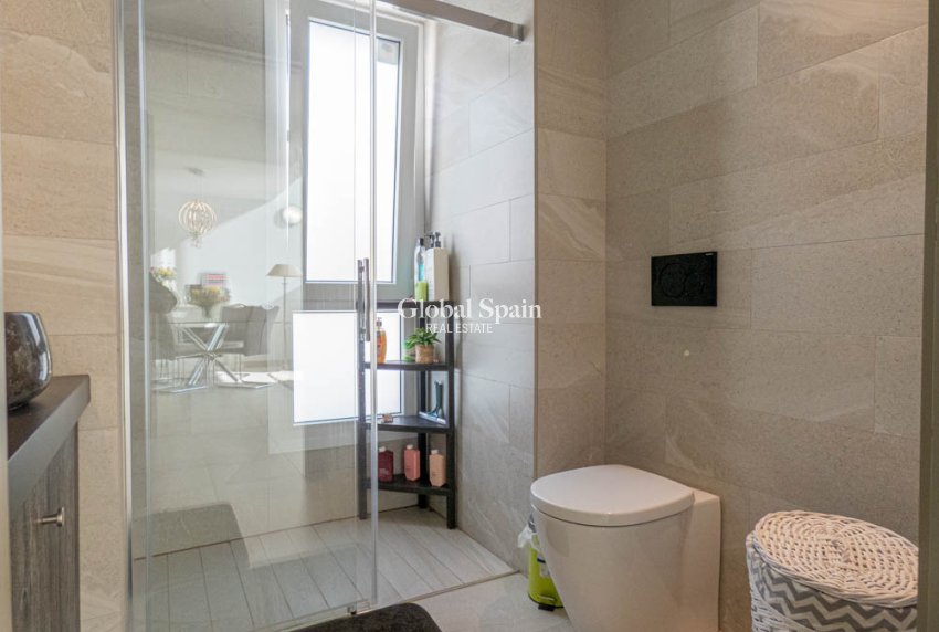 Resale - Villa -
La Finca Golf and Spa Resort - Algorfa