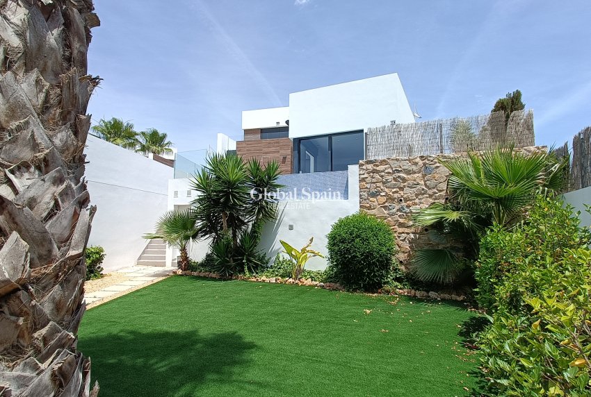 Resale - Villa -
La Finca Golf and Spa Resort