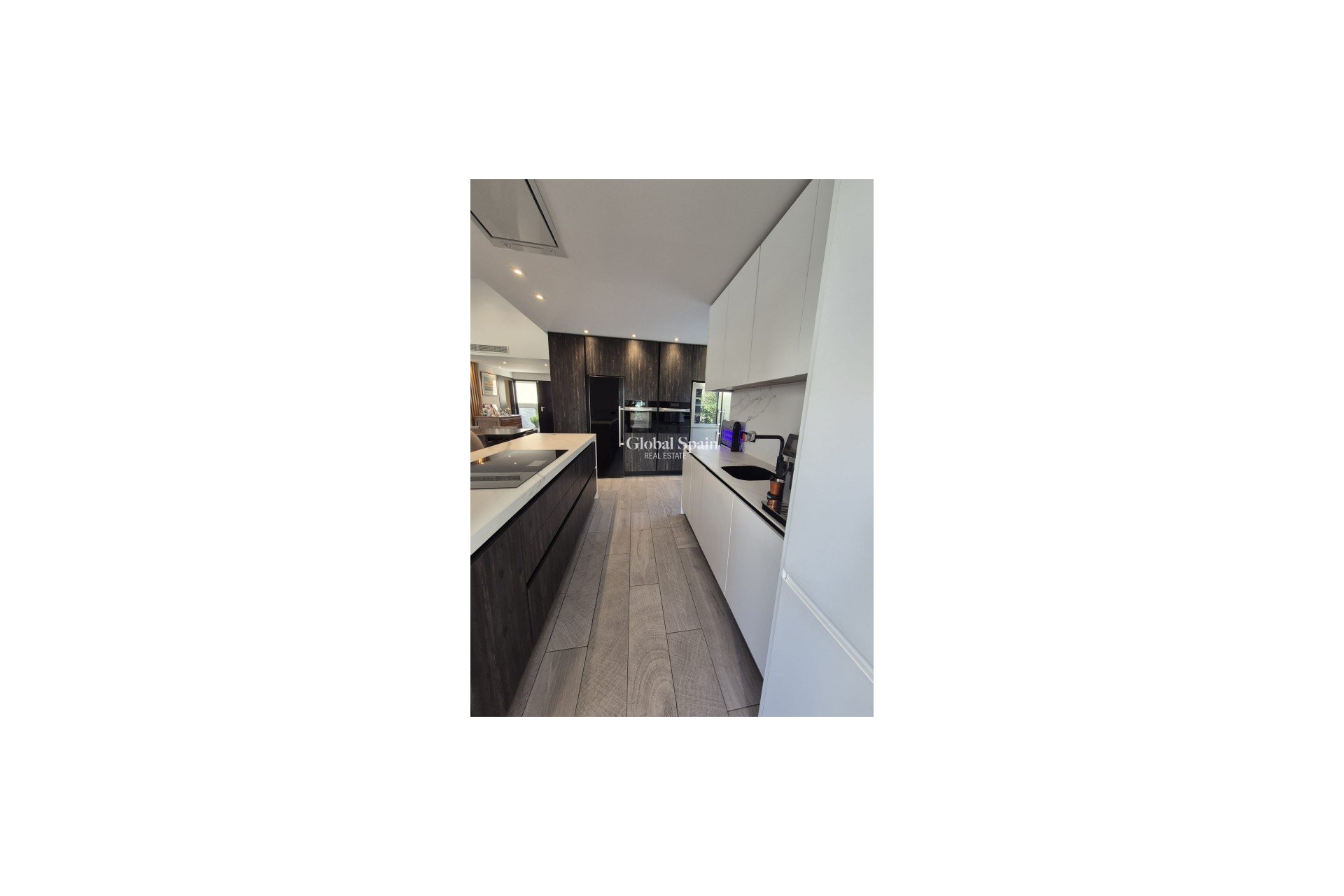 Resale - VILLA -
LA FINCA GOLF - Inland