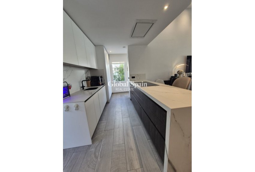 Resale - VILLA -
LA FINCA GOLF - Inland