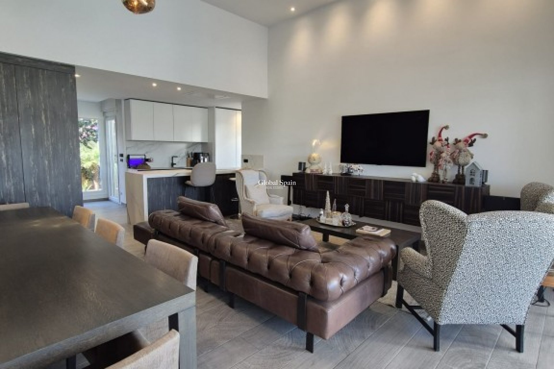 Resale - VILLA -
LA FINCA GOLF - Inland