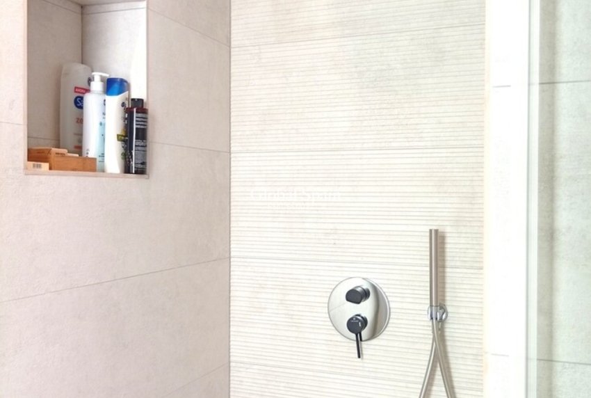 Resale - VILLA -
LA FINCA GOLF - Inland