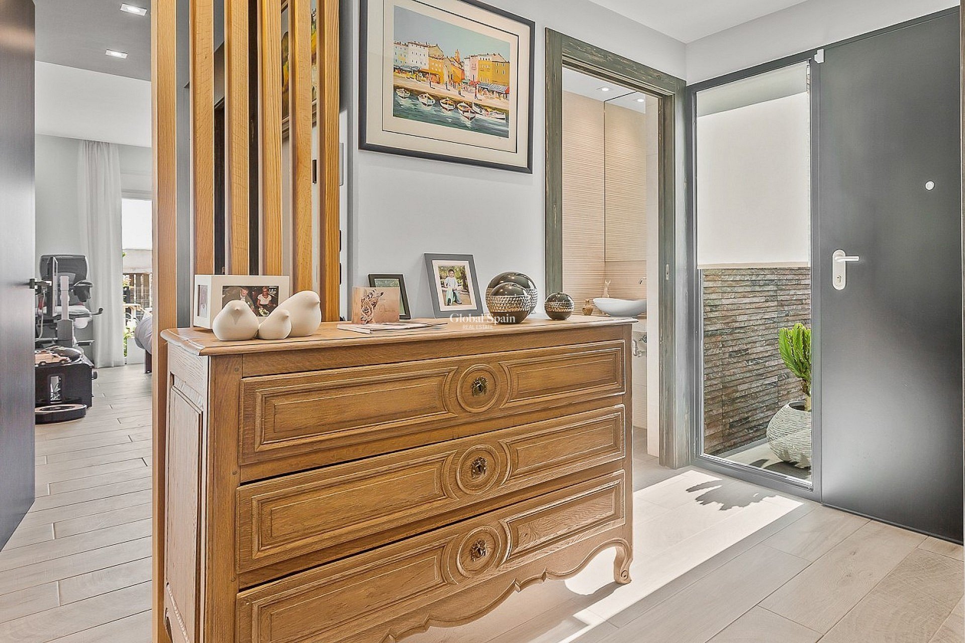 Resale - VILLA -
LA FINCA GOLF - Inland