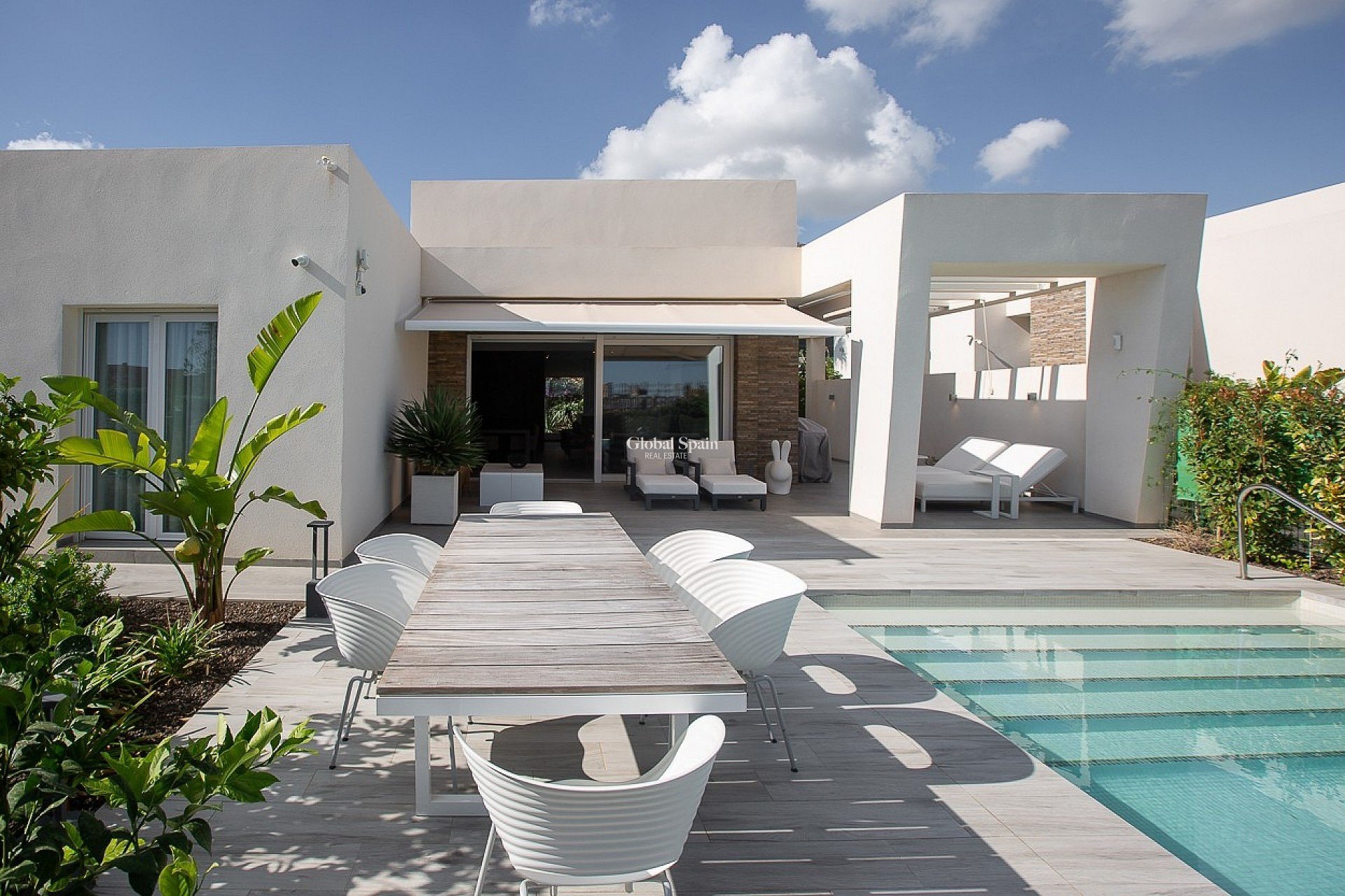 Resale - VILLA -
LA FINCA GOLF - Inland