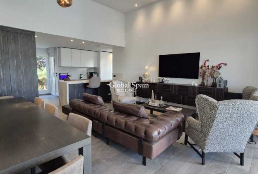 Resale - VILLA -
LA FINCA GOLF - Inland