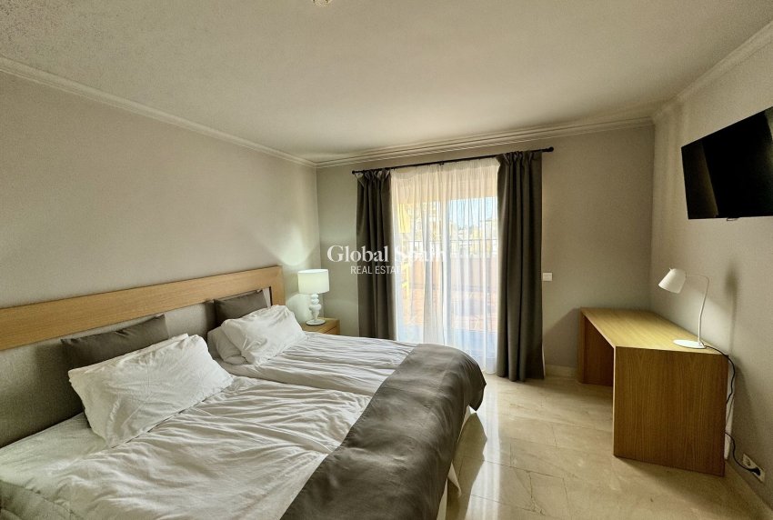 Resale - VILLA -
LA MANGA DEL MAR MENOR - Costa Calida