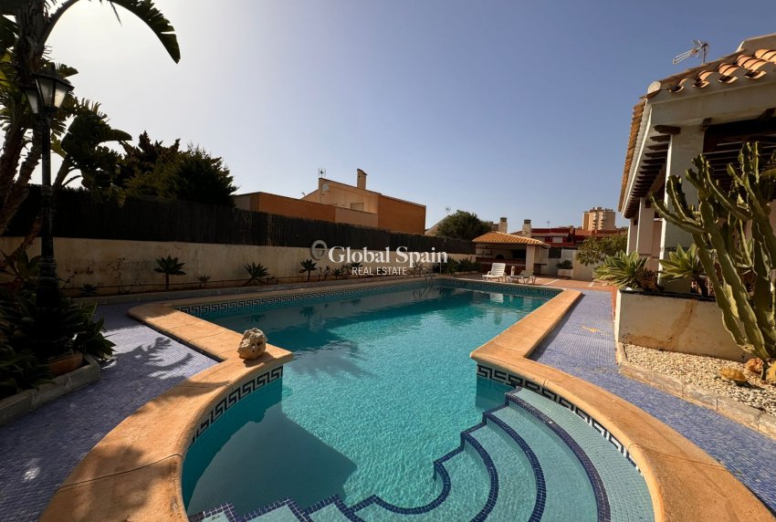 Resale - VILLA -
LA MANGA DEL MAR MENOR - Costa Calida