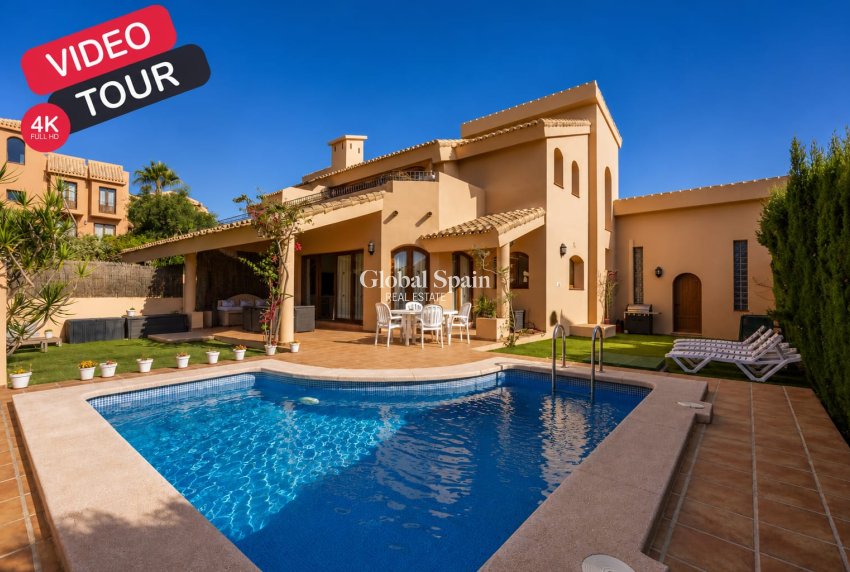 Resale - VILLA -
LA MANGA DEL MAR MENOR - Costa Calida