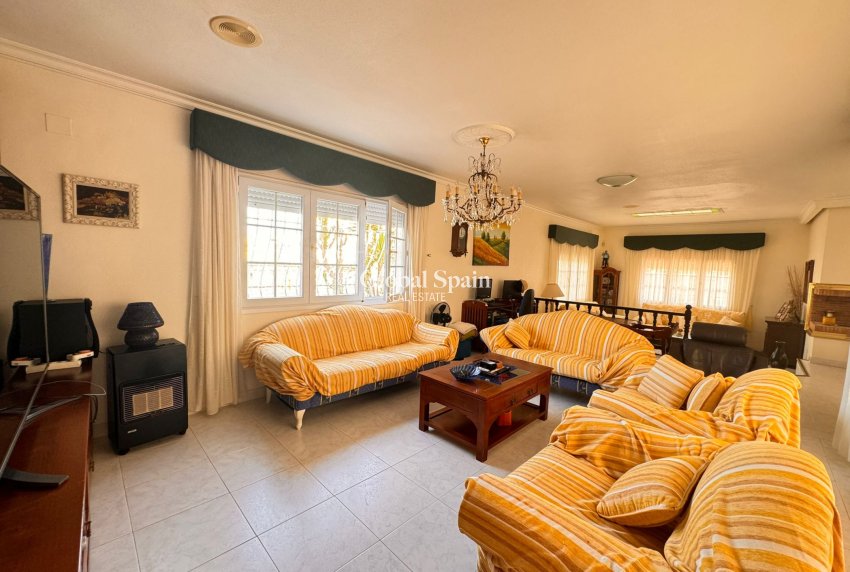 Resale - VILLA -
LA MANGA DEL MAR MENOR - Costa Calida