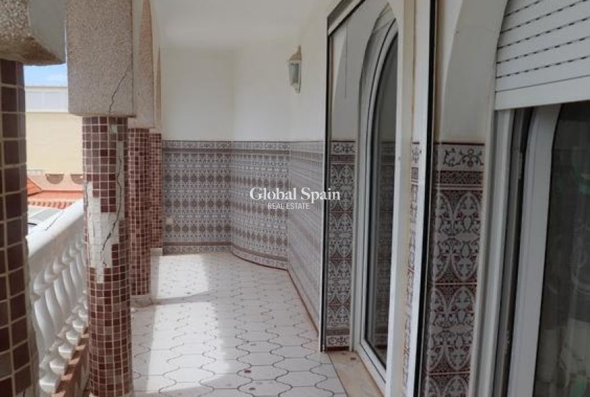 Resale - VILLA -
LA MANGA DEL MAR MENOR - Km 17