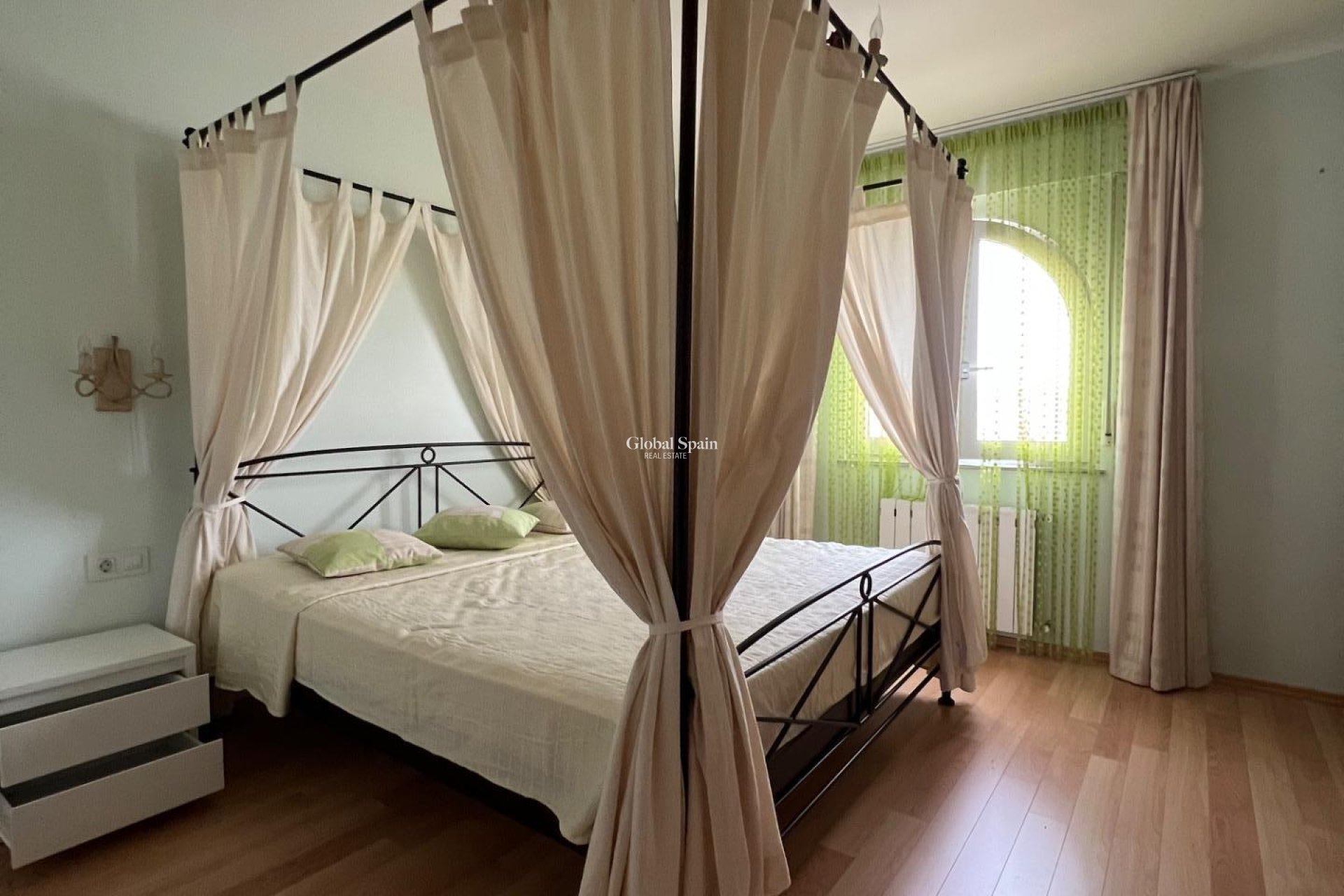 Resale - VILLA -
LA MANGA DEL MAR MENOR - Km 17