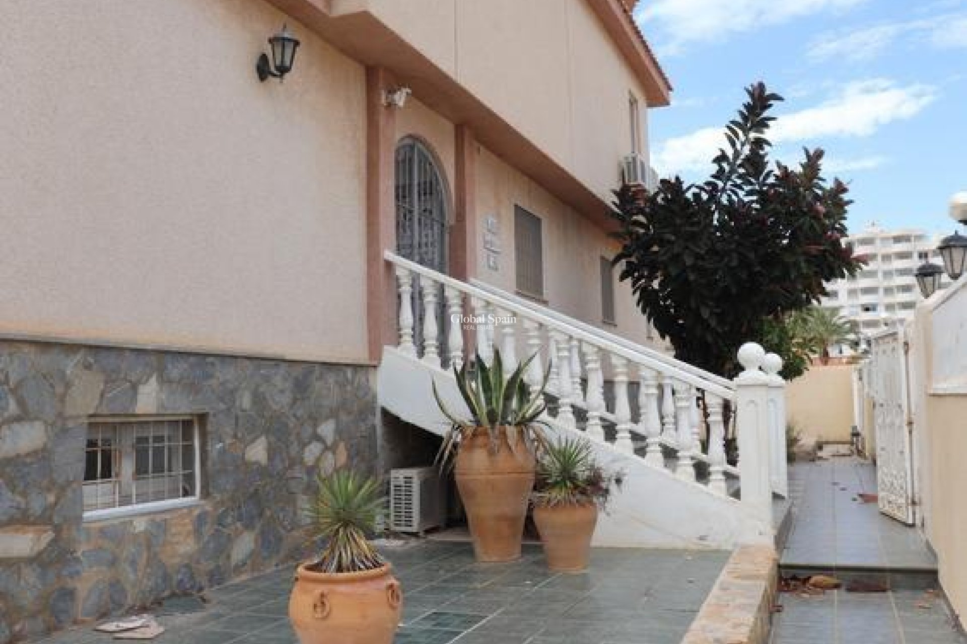 Resale - VILLA -
LA MANGA DEL MAR MENOR - Km 17