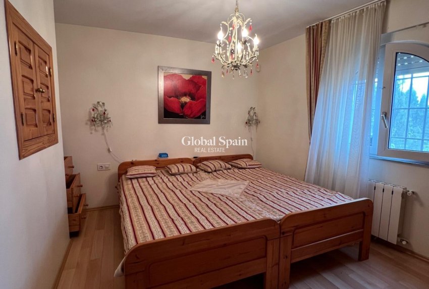 Resale - VILLA -
LA MANGA DEL MAR MENOR - Km 17