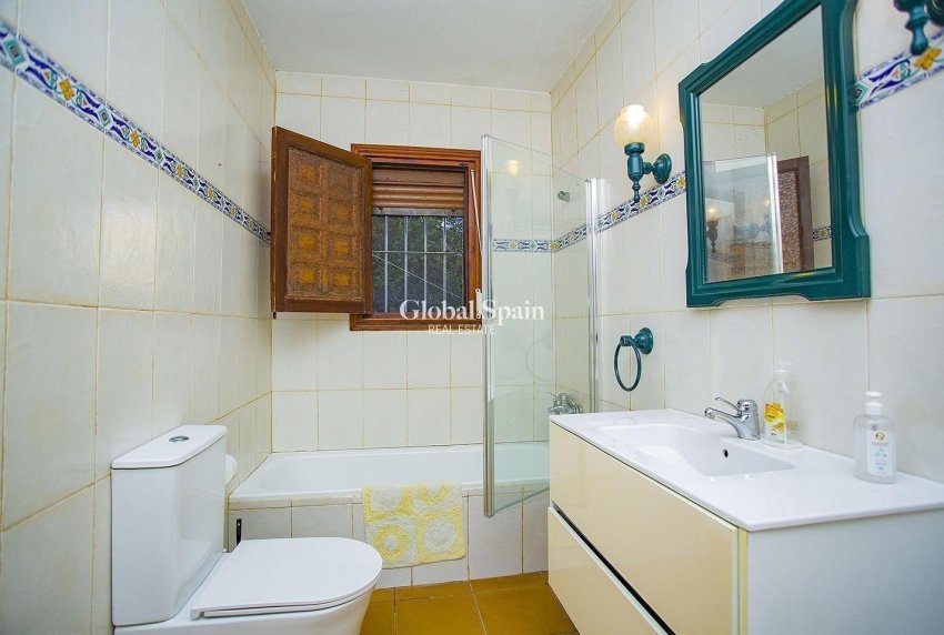 Resale - VILLA -
LA MANGA DEL MAR MENOR - Playa De Las Gaviotas-el Pedrucho